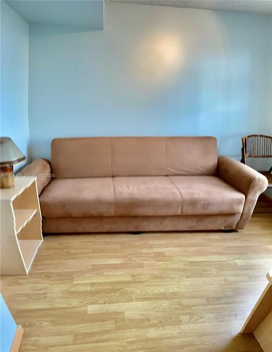 En Renta: $3,250 (2 camas, 2 baños, 1525 Pies cuadrados)