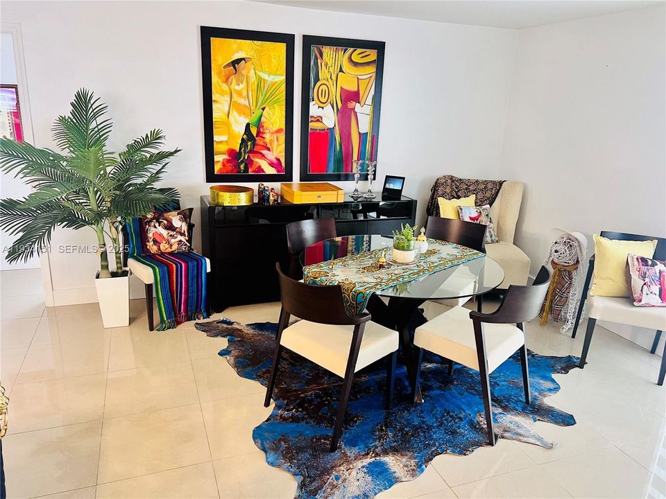 For Rent: $2,900 (1 beds, 1 baths, 630 Square Feet)