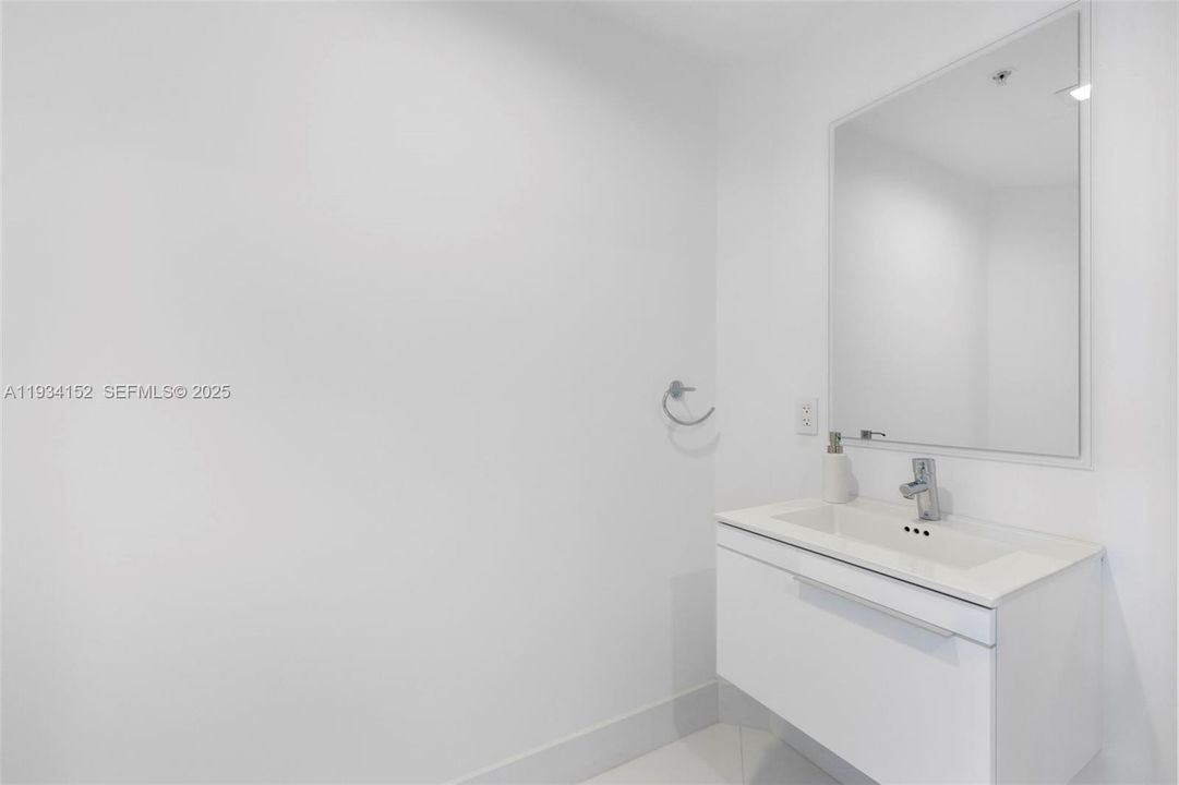 На продажу: $2,200,000 (3 спален, 3 ванн, 2386 Квадратных фут)