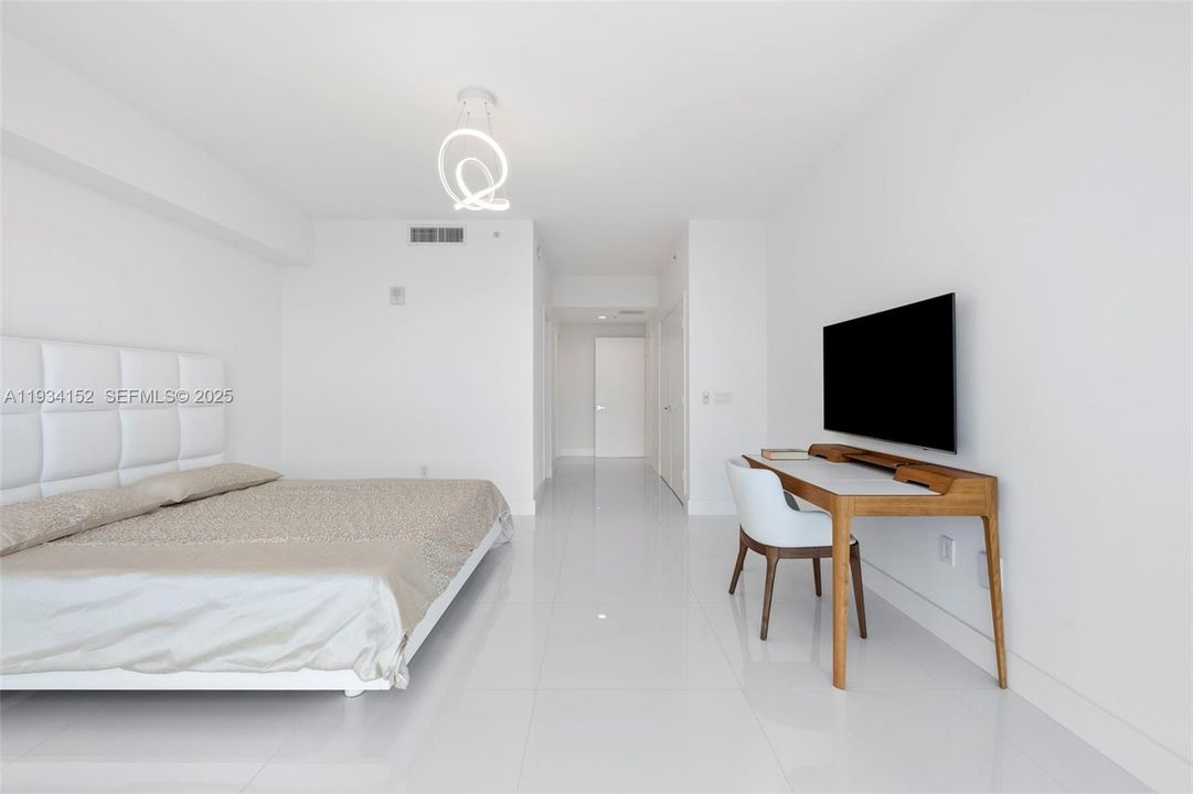 На продажу: $2,200,000 (3 спален, 3 ванн, 2386 Квадратных фут)