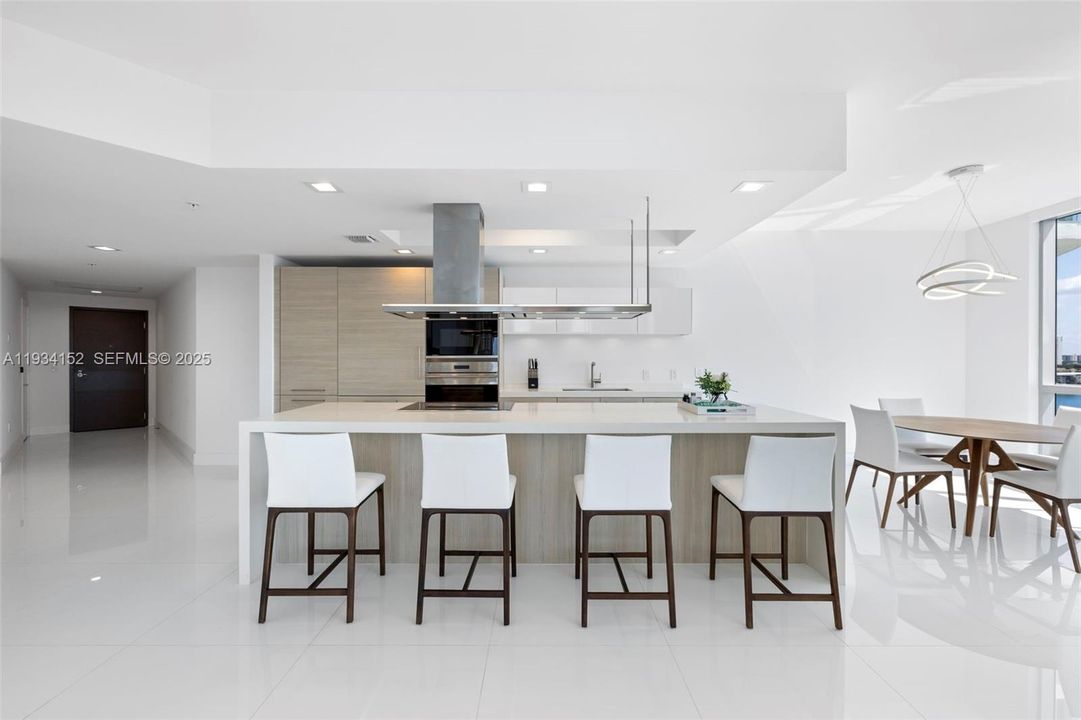 На продажу: $2,200,000 (3 спален, 3 ванн, 2386 Квадратных фут)