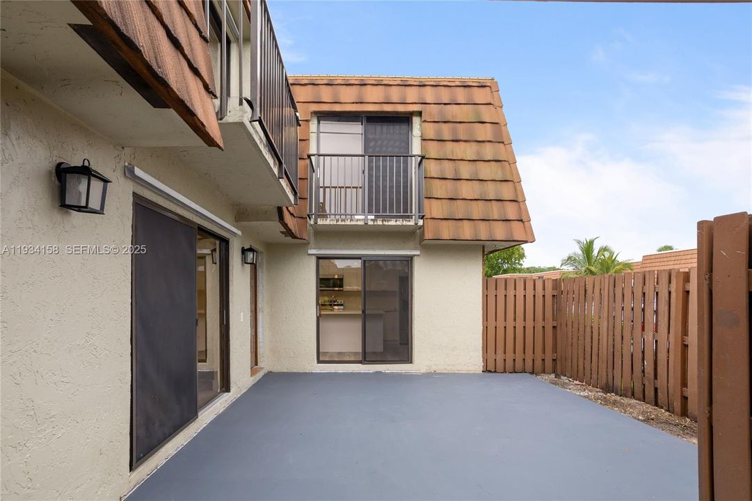 For Sale: $475,000 (3 beds, 2 baths, 1654 Square Feet)