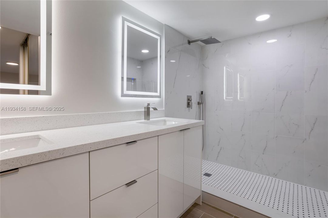 For Sale: $475,000 (3 beds, 2 baths, 1654 Square Feet)