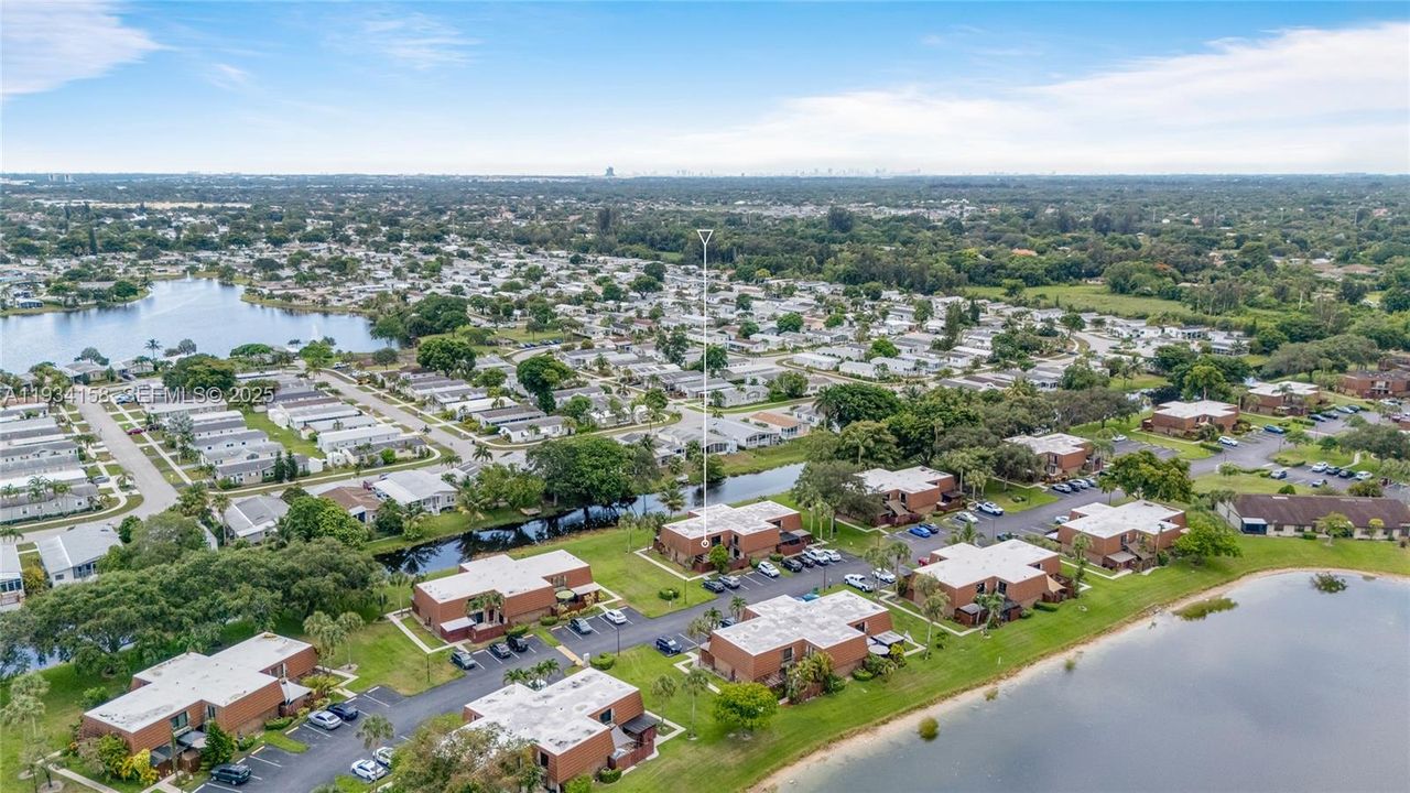 For Sale: $475,000 (3 beds, 2 baths, 1654 Square Feet)