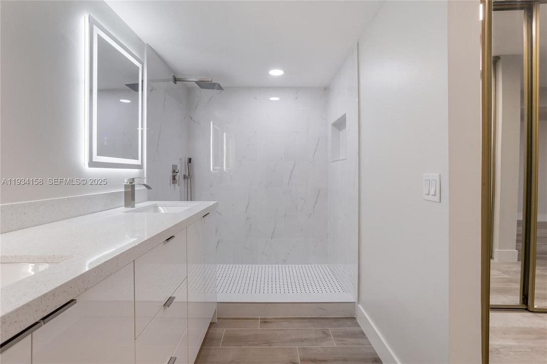 For Sale: $475,000 (3 beds, 2 baths, 1654 Square Feet)