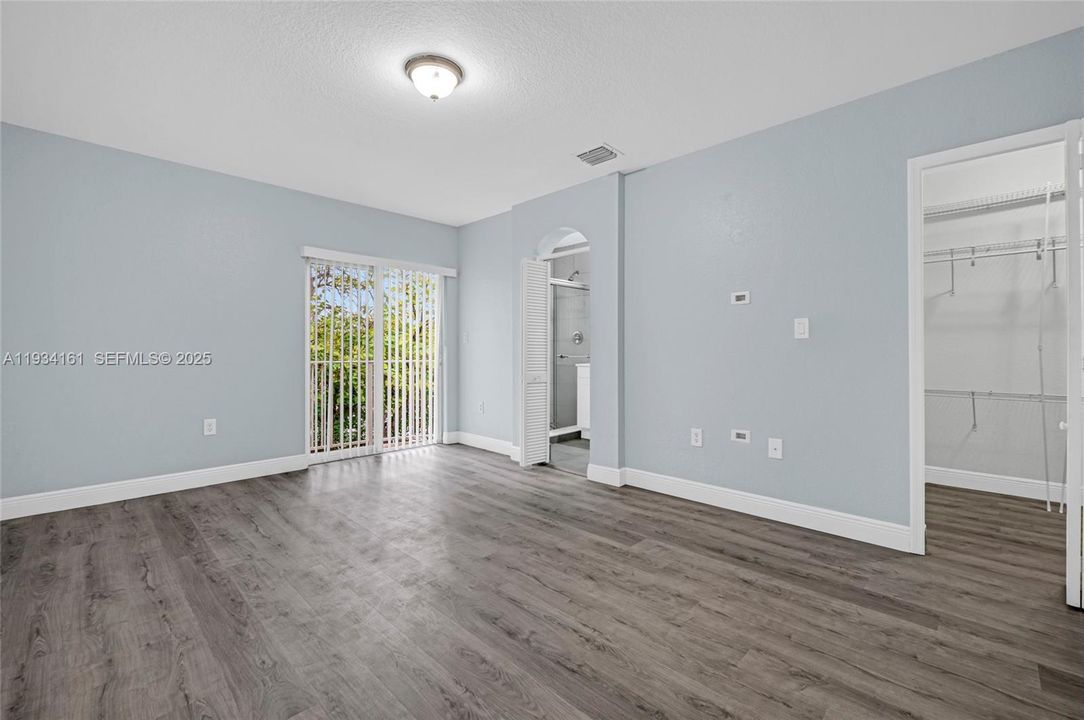 For Rent: $3,075 (3 beds, 2 baths, 1470 Square Feet)