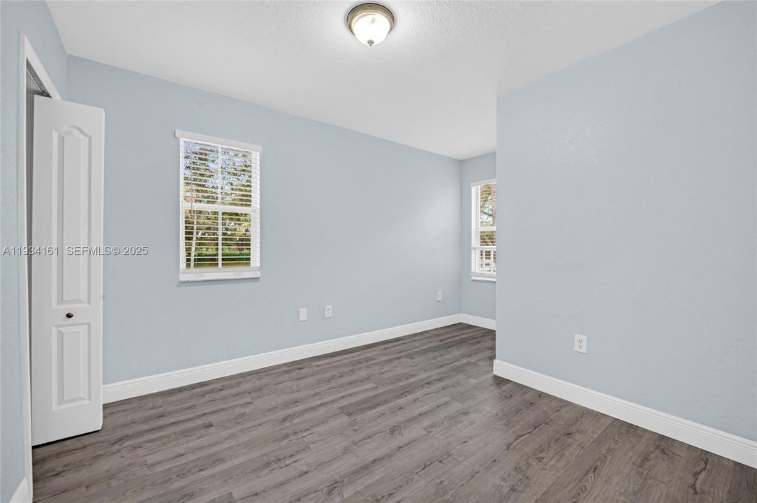 For Rent: $3,075 (3 beds, 2 baths, 1470 Square Feet)