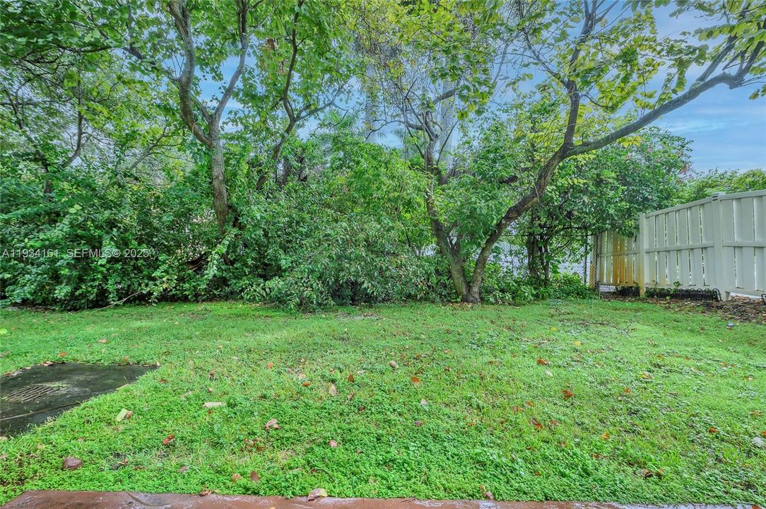 For Rent: $3,075 (3 beds, 2 baths, 1470 Square Feet)