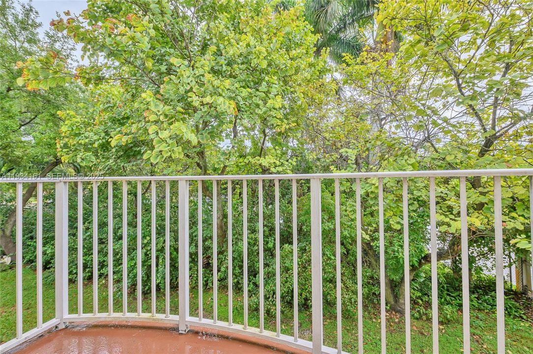 For Rent: $3,075 (3 beds, 2 baths, 1470 Square Feet)