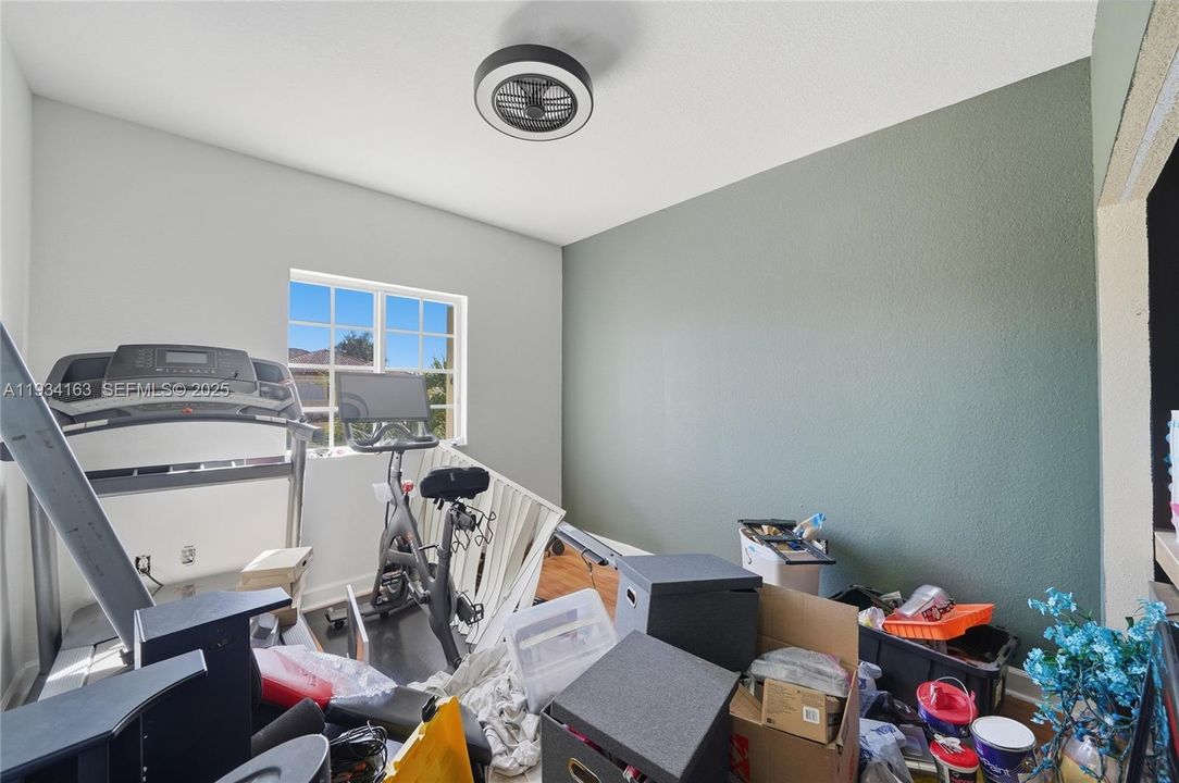 For Sale: $595,000 (4 beds, 3 baths, 2792 Square Feet)