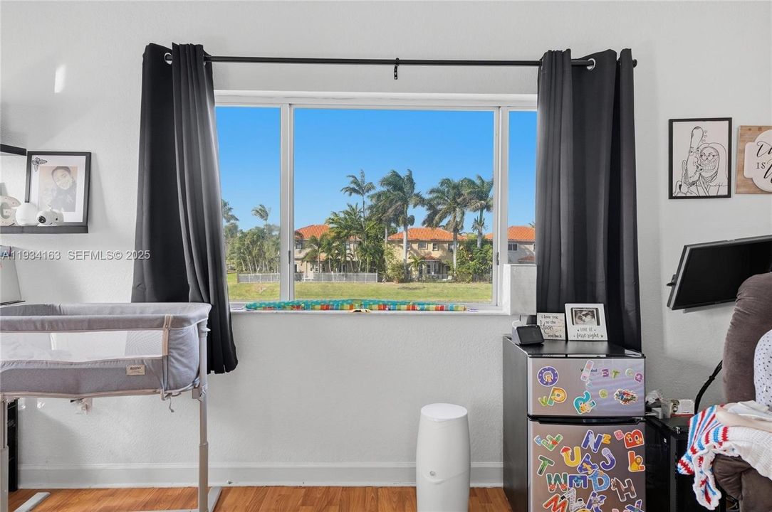 For Sale: $595,000 (4 beds, 3 baths, 2792 Square Feet)