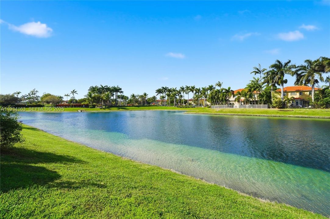 For Sale: $595,000 (4 beds, 3 baths, 2792 Square Feet)