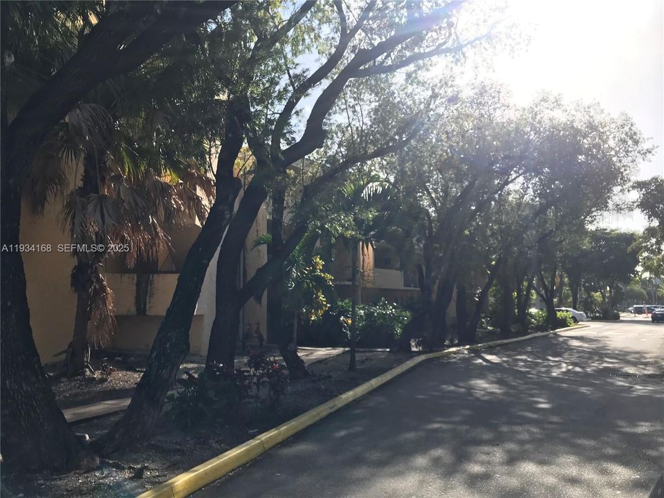 В аренду: $2,495 (2 спален, 2 ванн, 1502 Квадратных фут)