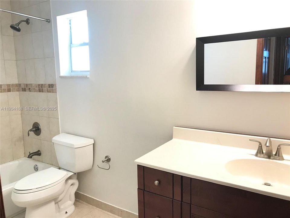 В аренду: $2,495 (2 спален, 2 ванн, 1502 Квадратных фут)