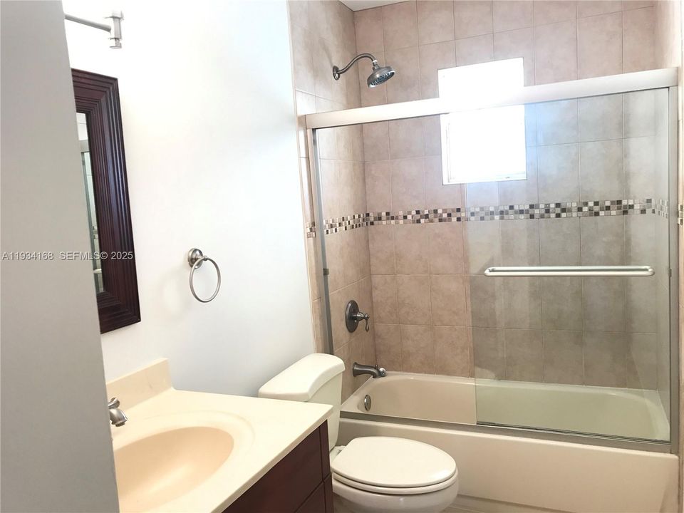 В аренду: $2,495 (2 спален, 2 ванн, 1502 Квадратных фут)