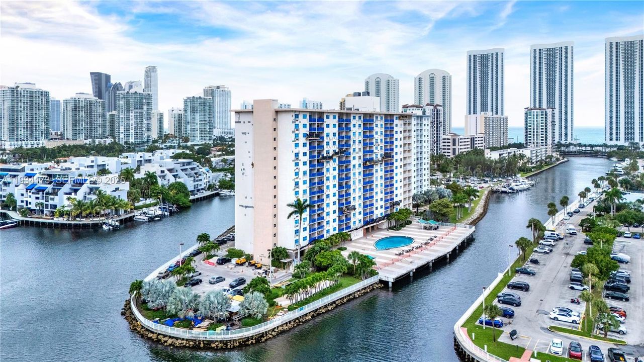 En Renta: $2,300 (1 camas, 1 baños, 720 Pies cuadrados)