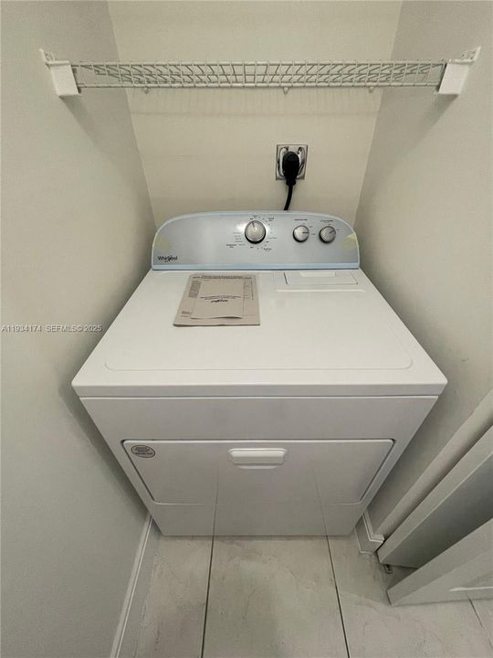 В аренду: $3,200 (3 спален, 2 ванн, 1202 Квадратных фут)