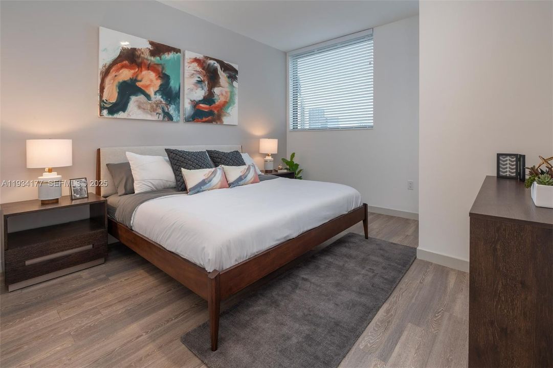 For Rent: $4,132 (1 beds, 1 baths, 762 Square Feet)