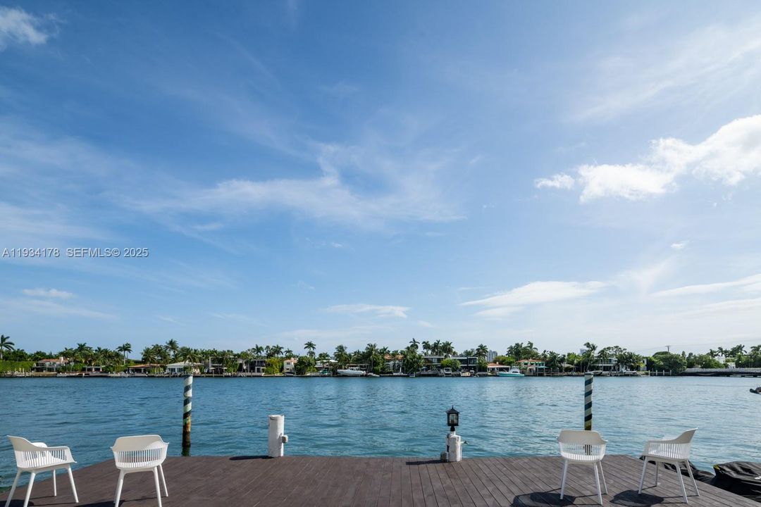 En Renta: $90,000 (6 camas, 5 baños, 5054 Pies cuadrados)