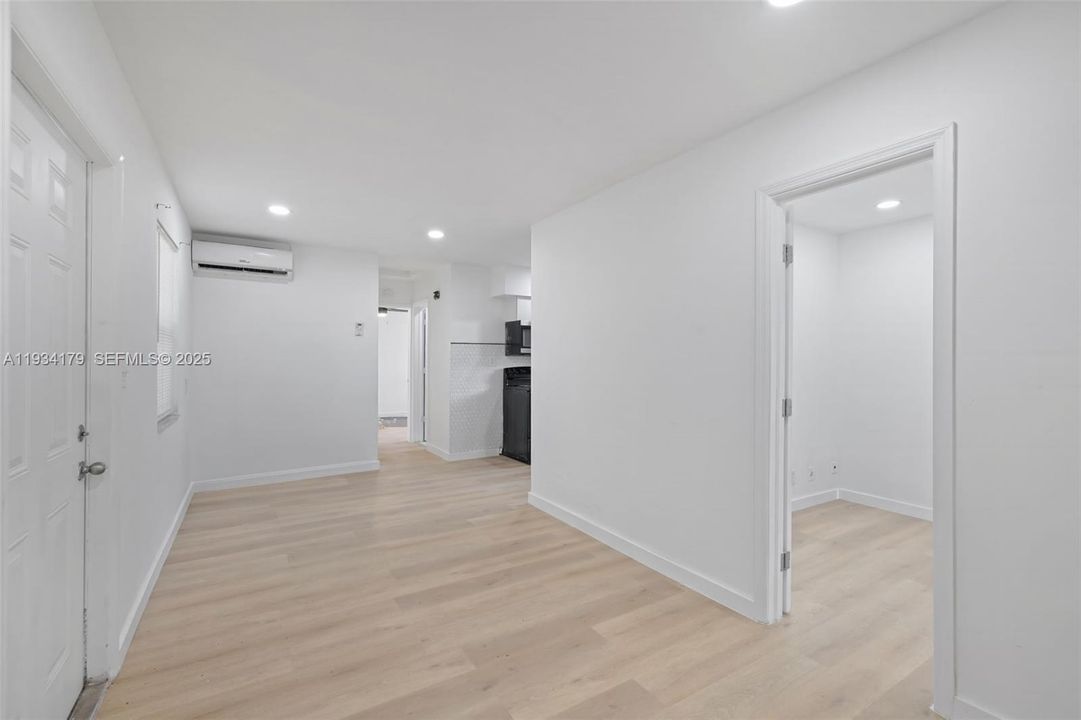 For Sale: $595,000 (0 beds, 0 baths, 1593 Square Feet)