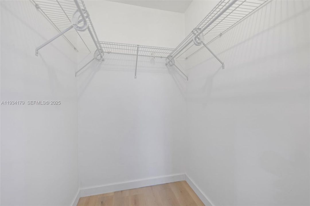 For Sale: $595,000 (0 beds, 0 baths, 1593 Square Feet)