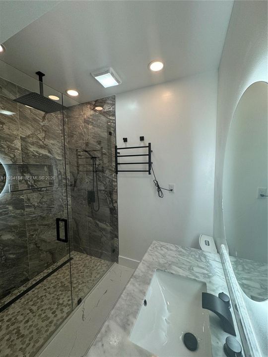 En Renta: $3,600 (3 camas, 2 baños, 1959 Pies cuadrados)