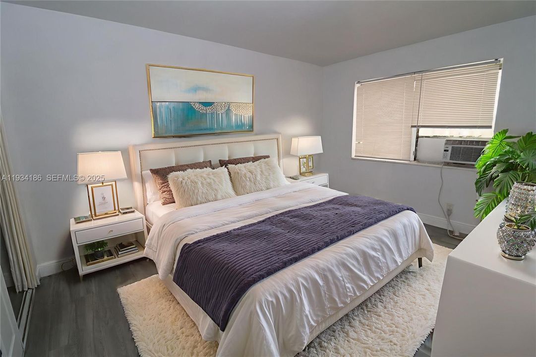 For Rent: $1,600 (1 beds, 1 baths, 620 Square Feet)