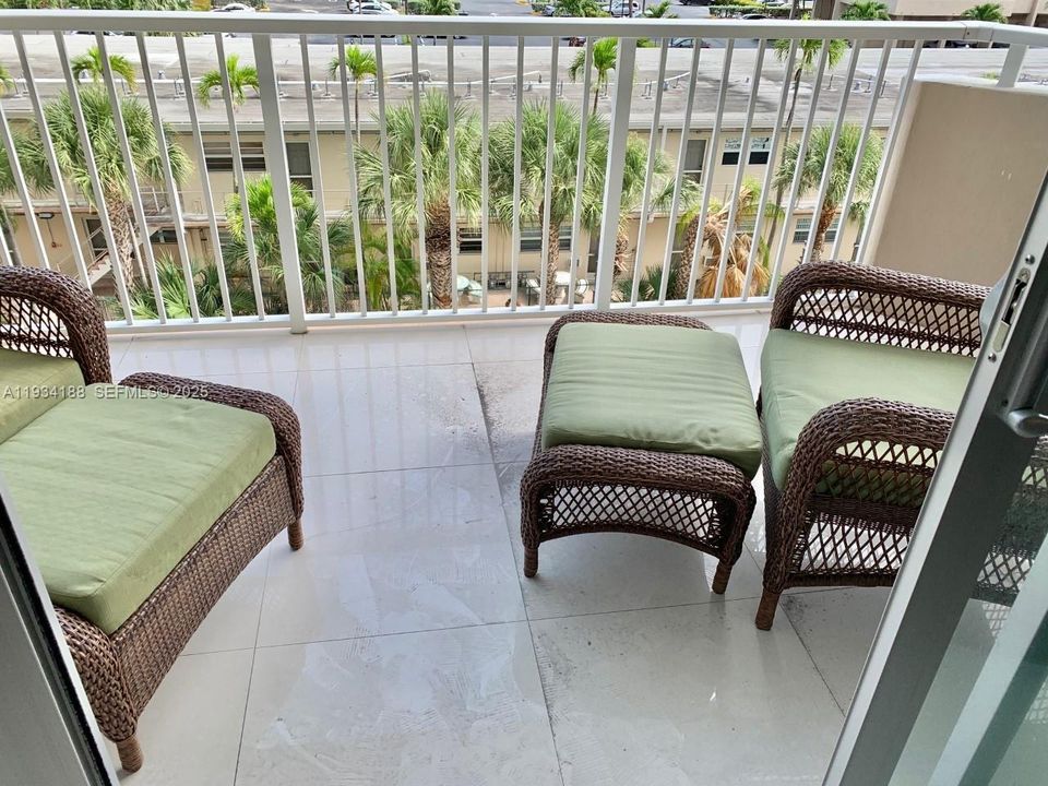 En Venta: $279,900 (1 camas, 1 baños, 870 Pies cuadrados)