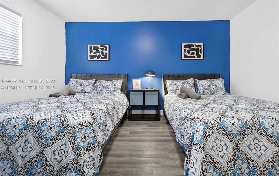 For Rent: $1,600 (0 beds, 1 baths, 10700 Square Feet)