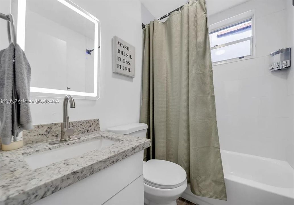 For Rent: $1,600 (0 beds, 1 baths, 10700 Square Feet)