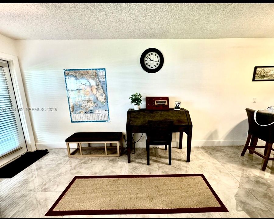 На продажу: $99,999 (1 спален, 1 ванн, 604 Квадратных фут)