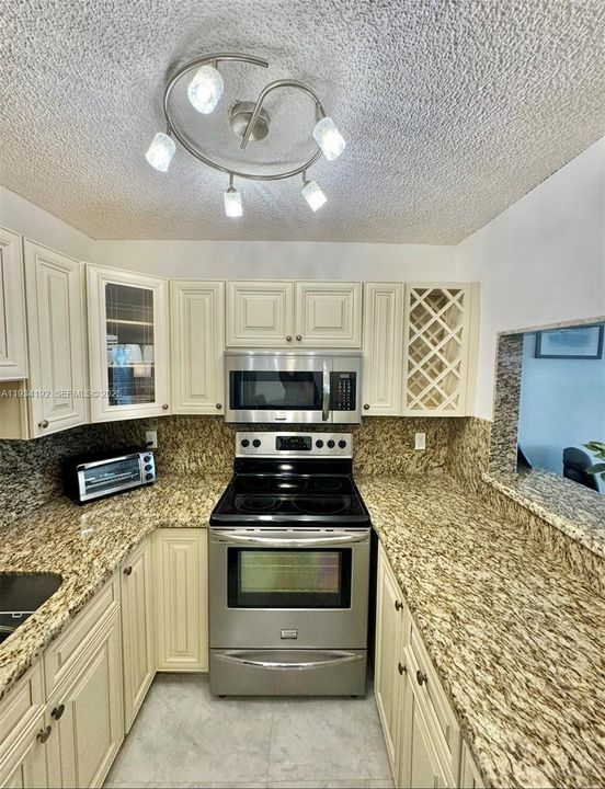 На продажу: $99,999 (1 спален, 1 ванн, 604 Квадратных фут)