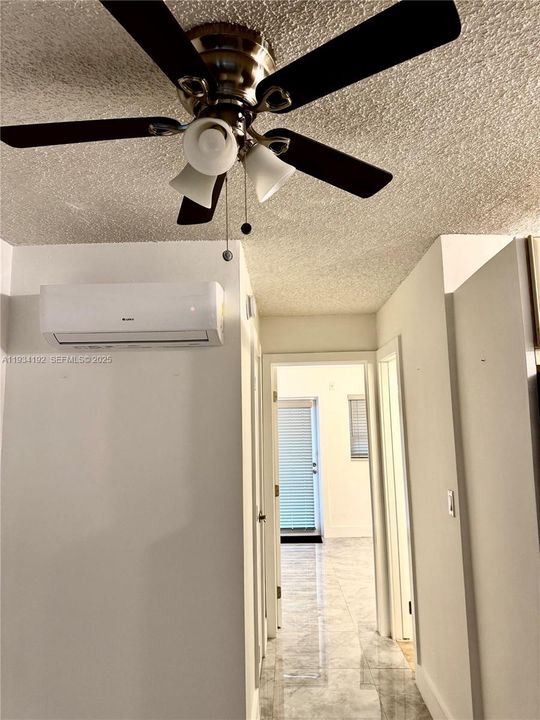 На продажу: $99,999 (1 спален, 1 ванн, 604 Квадратных фут)