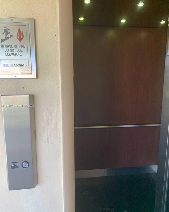 На продажу: $99,999 (1 спален, 1 ванн, 604 Квадратных фут)