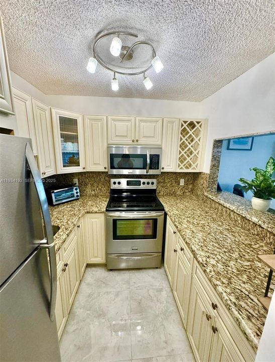 На продажу: $99,999 (1 спален, 1 ванн, 604 Квадратных фут)