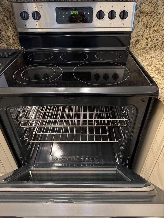 На продажу: $99,999 (1 спален, 1 ванн, 604 Квадратных фут)