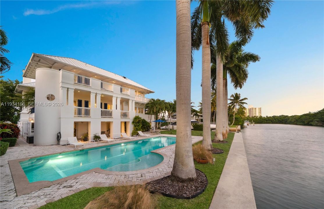 For Sale: $19,800,000 (4 beds, 4 baths, 8240 Square Feet)