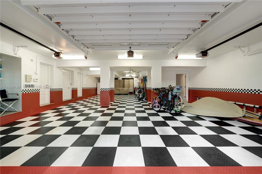 For Sale: $19,800,000 (4 beds, 4 baths, 8240 Square Feet)