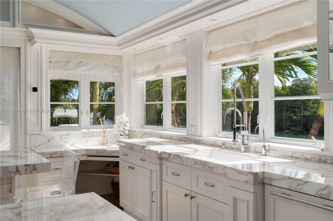 For Sale: $19,800,000 (4 beds, 4 baths, 8240 Square Feet)