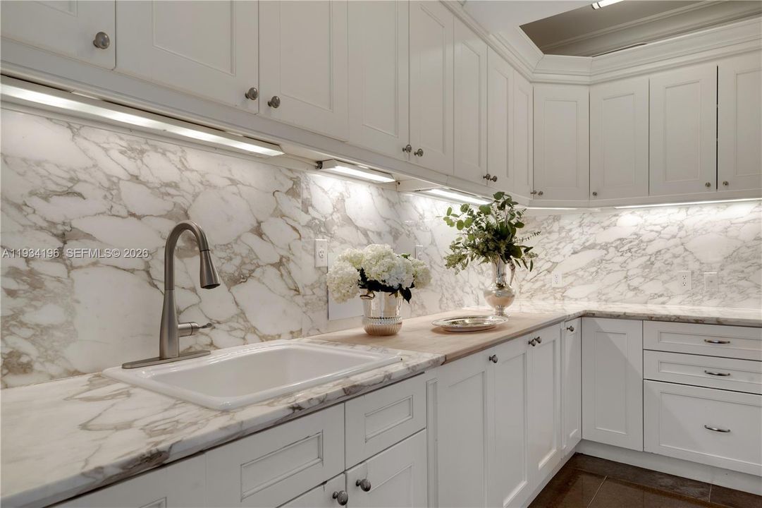 For Sale: $19,800,000 (4 beds, 4 baths, 8240 Square Feet)