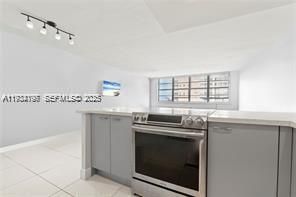 В аренду: $1,900 (0 спален, 1 ванн, 595 Квадратных фут)