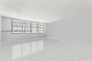 В аренду: $1,900 (0 спален, 1 ванн, 595 Квадратных фут)