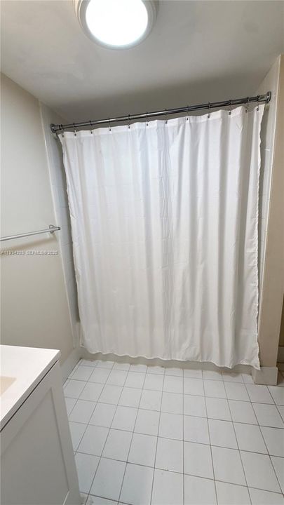 En Venta: $197,000 (1 camas, 1 baños, 772 Pies cuadrados)