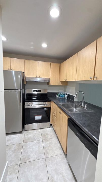 En Venta: $197,000 (1 camas, 1 baños, 772 Pies cuadrados)