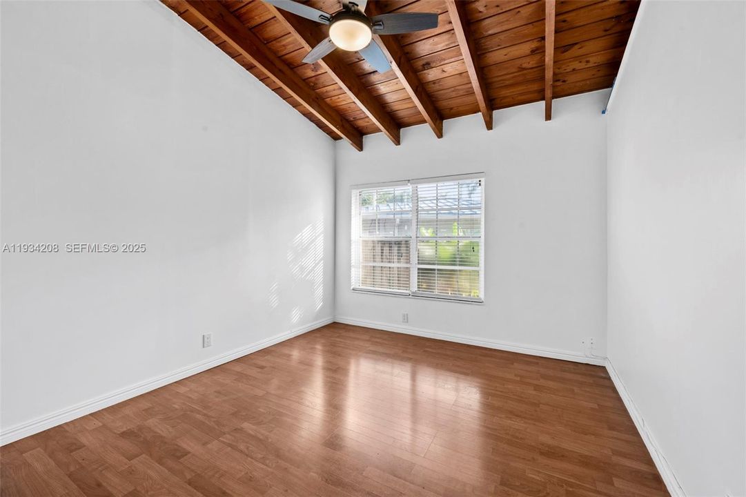 For Rent: $4,000 (4 beds, 2 baths, 1776 Square Feet)