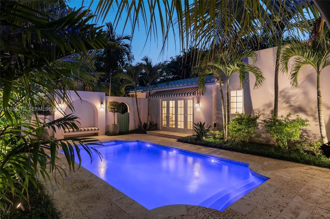 For Sale: $3,250,000 (4 beds, 3 baths, 2469 Square Feet)