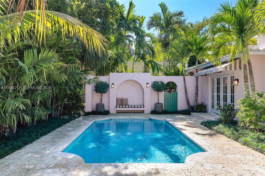 For Sale: $3,250,000 (4 beds, 3 baths, 2469 Square Feet)