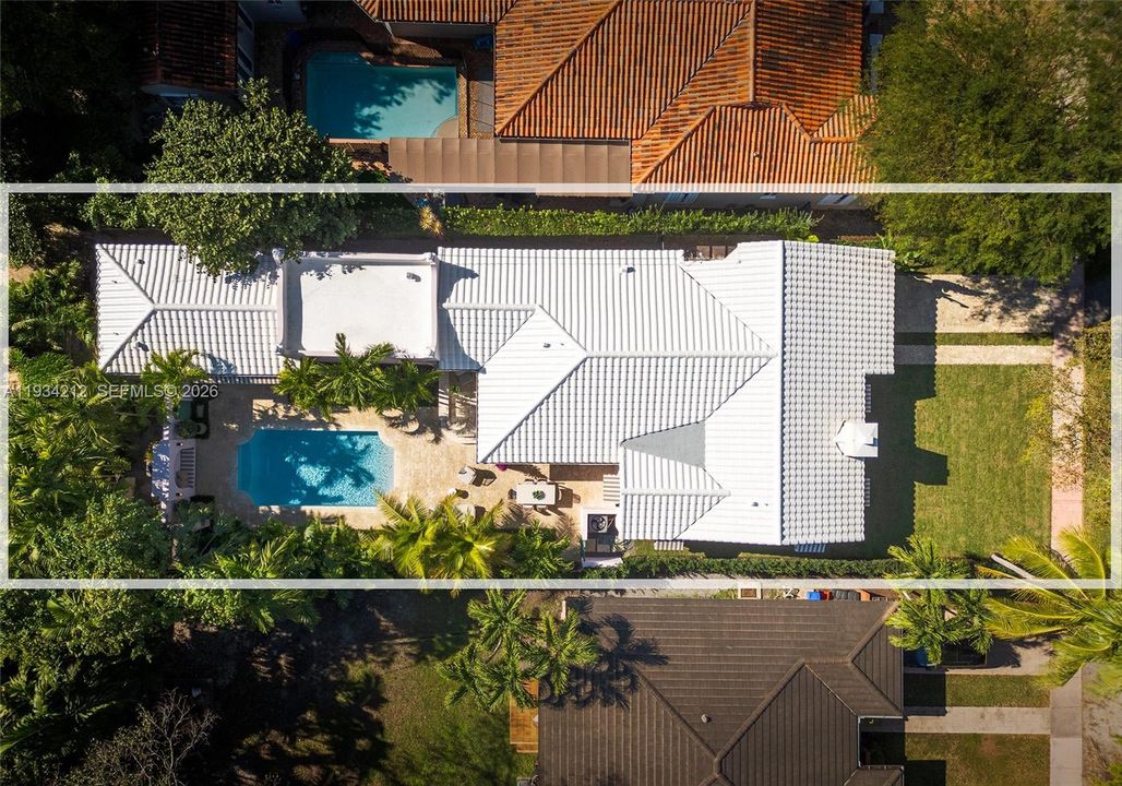 For Sale: $3,250,000 (4 beds, 3 baths, 2469 Square Feet)