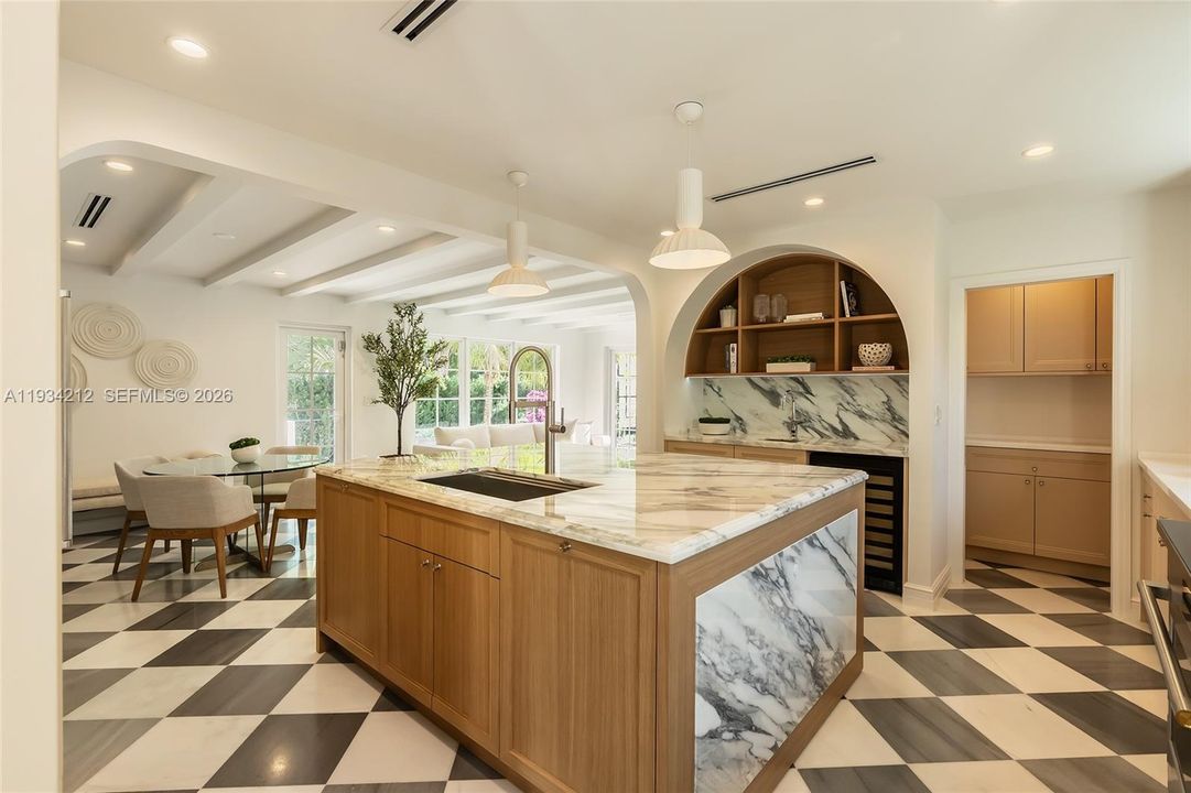 For Sale: $3,250,000 (4 beds, 3 baths, 2469 Square Feet)