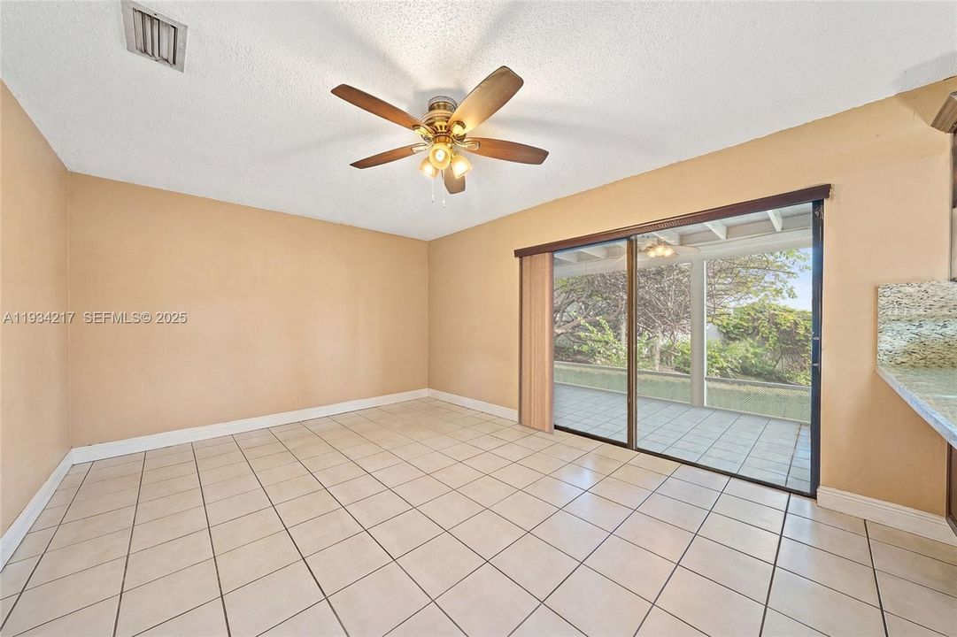 For Sale: $600,000 (3 beds, 2 baths, 1634 Square Feet)